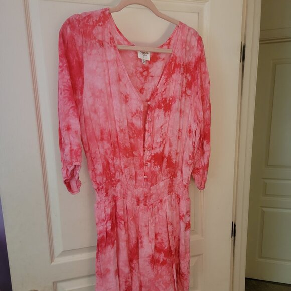 Pink Romper with 3/4th length Sleeve - Picture 1 of 3